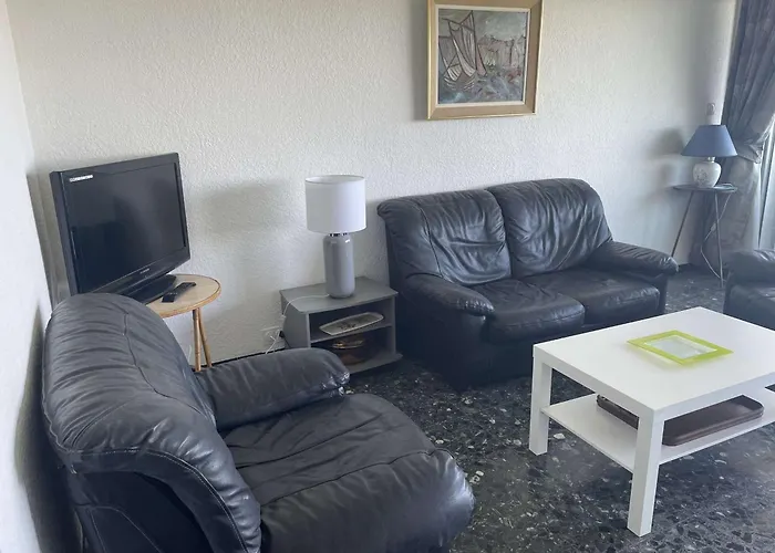 Face Climatise Avec Parking Au Grau-du-roi - Fr-1-731-141 Apartman